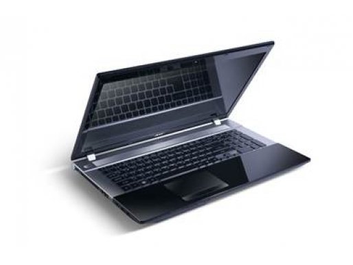 Aye caramba! Ne kažu uzalud kako se u malim bočicama čuva otrov. ACER Aspire V3-771G FTW!