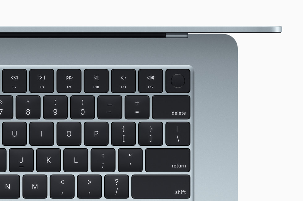 apple macbook air m4